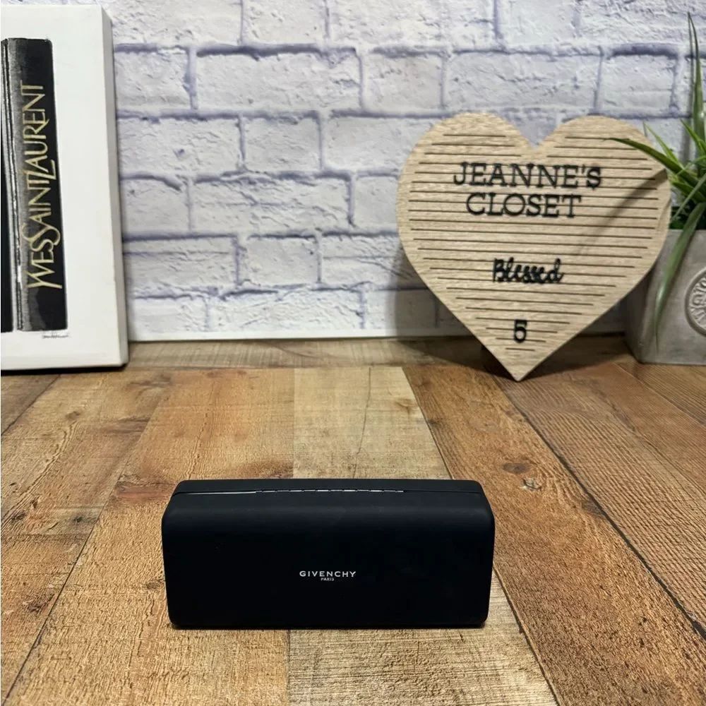 Authentic Givenchy Sunglasses Case - Picture 11 of 12
